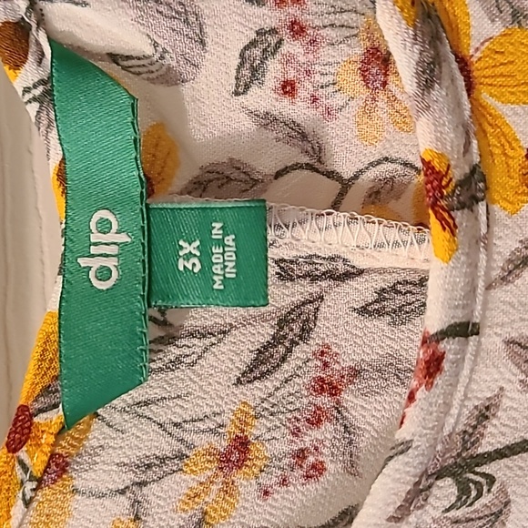 DIP BRAND WOMENS PLUS SIZE YELLOW FLORAL SLEEVELESS SUMMER TOP SIZE 3X - Picture 4 of 12